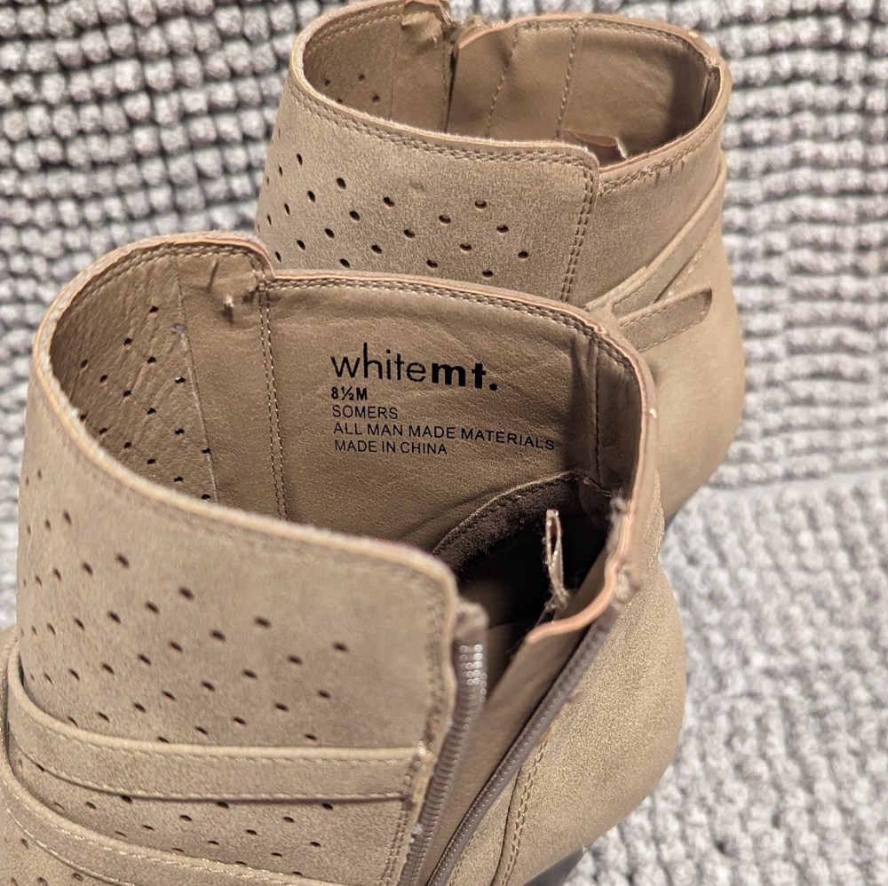 White Mountain Somers Chunky Heel Ankle Boots Size 8.5 - Picture 5 of 5